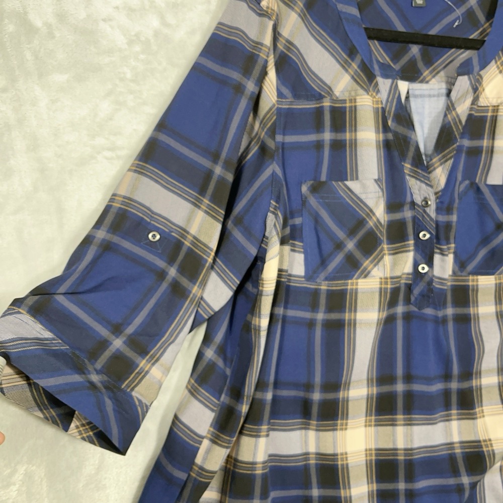 Torrid Harper Tunic Top Womens 2 Blue Plaid Roll Tab Sleeve Blouse Office Casual - Picture 7 of 12